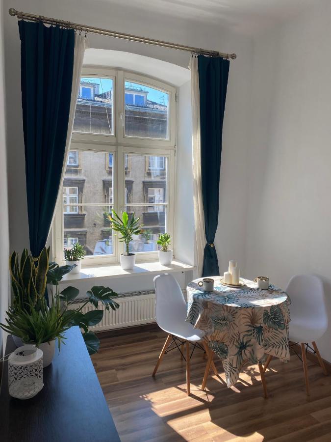 First Station 26-10 Apartament Kraków